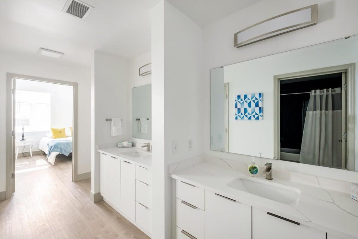 4B 3Ba Premium Family Apartment With Gym Charlotte Ngoại thất bức ảnh