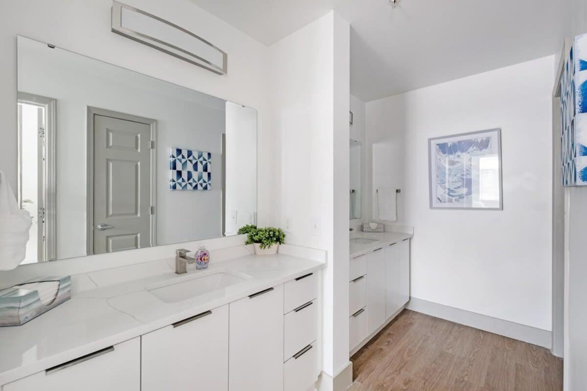 4B 3Ba Premium Family Apartment With Gym Charlotte Ngoại thất bức ảnh